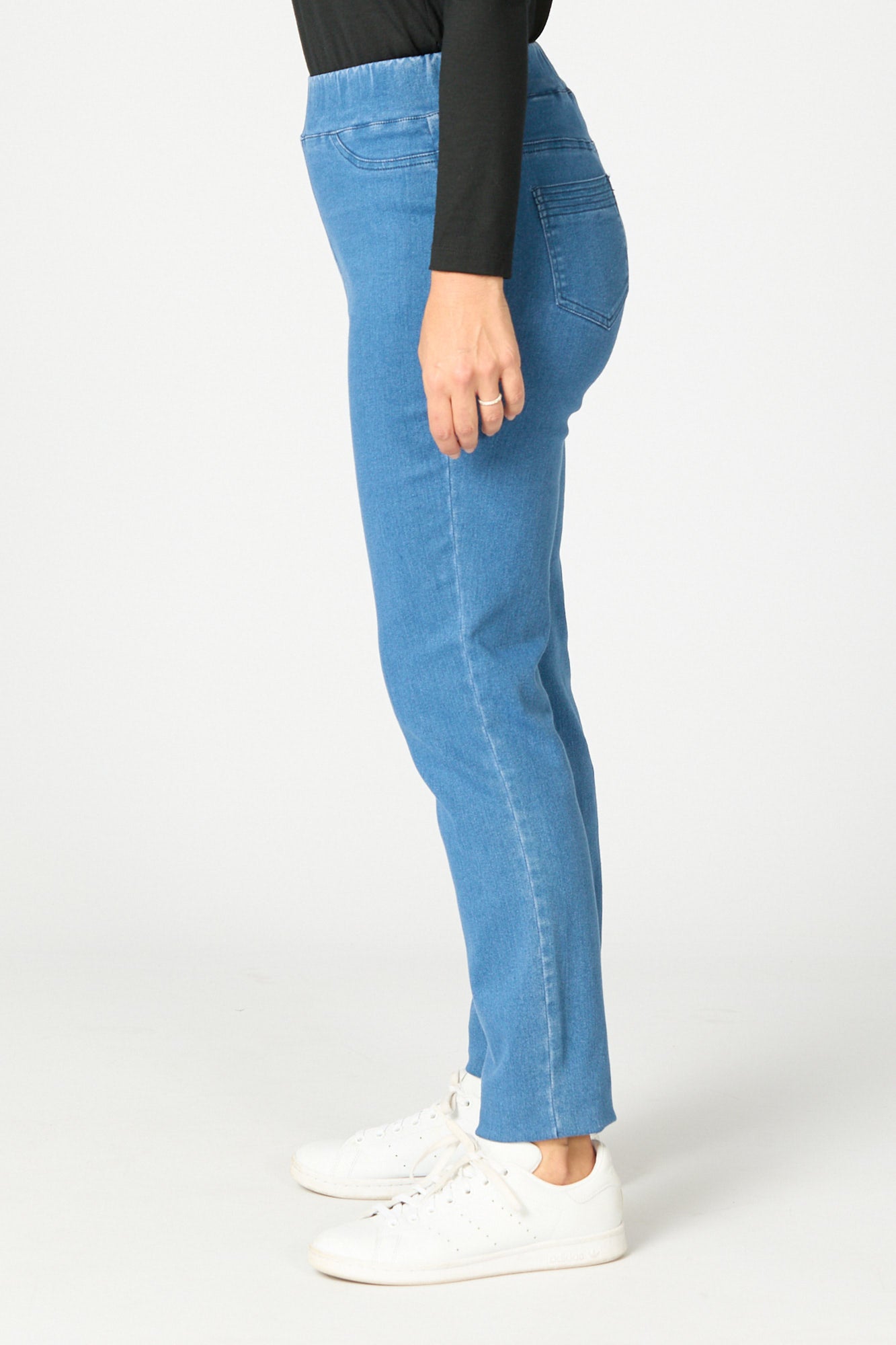 Suzy Stretch Long Pull On Jean