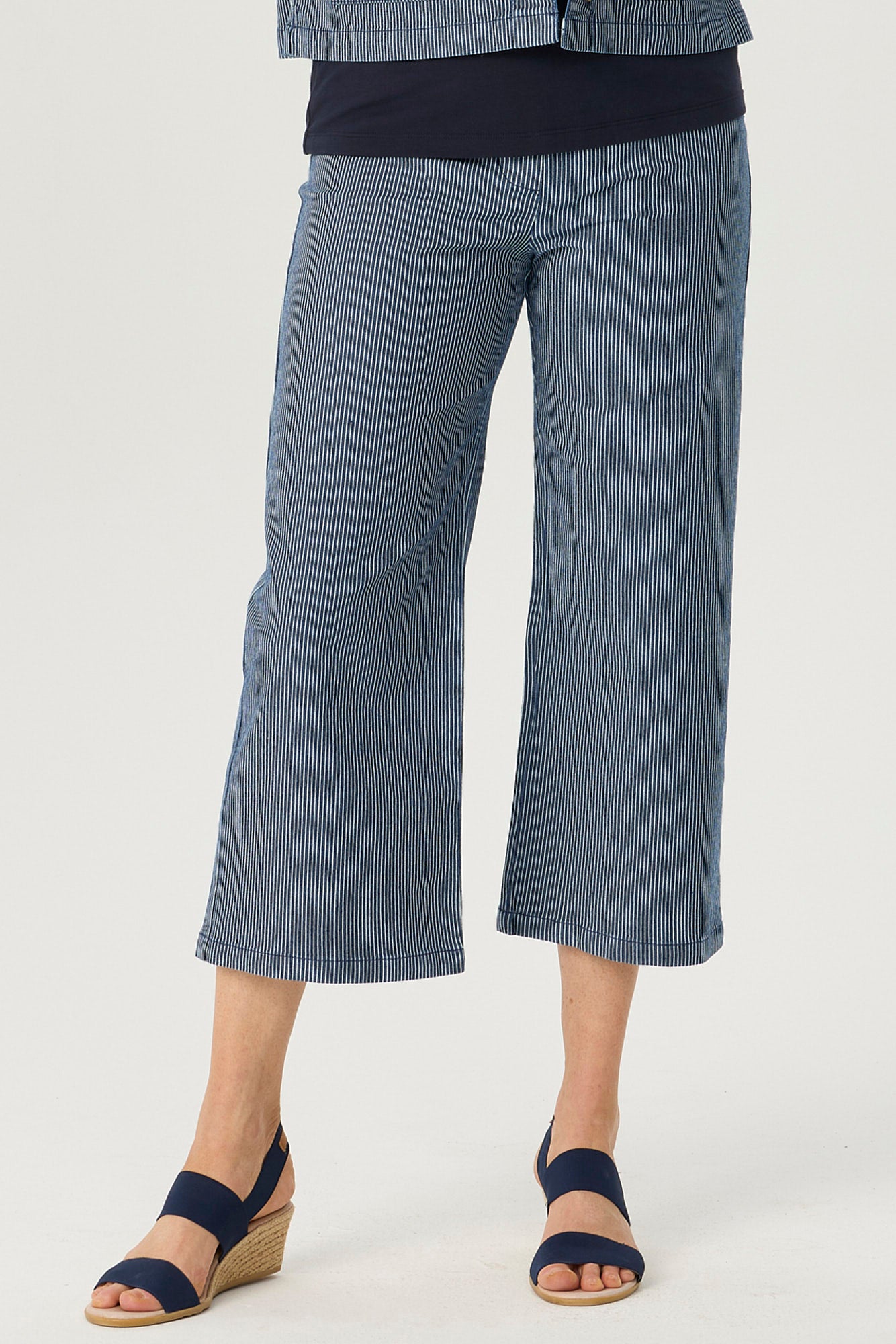 Coastal Stripe Stretch 7/8 Pant