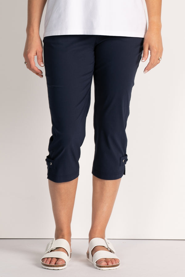 Vibe Stretch Eyelet Crop Pant