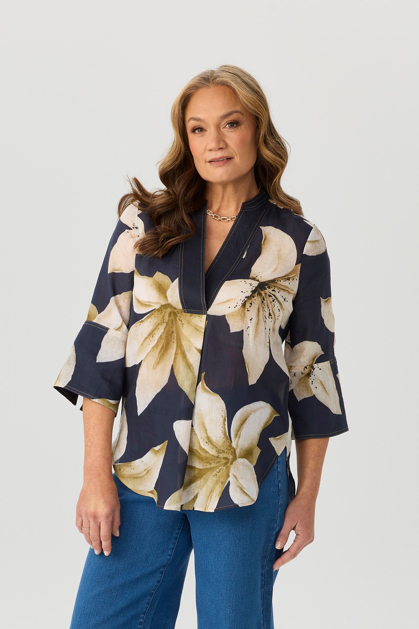 Lucia V-neck 3/4 Slv Tunic Top