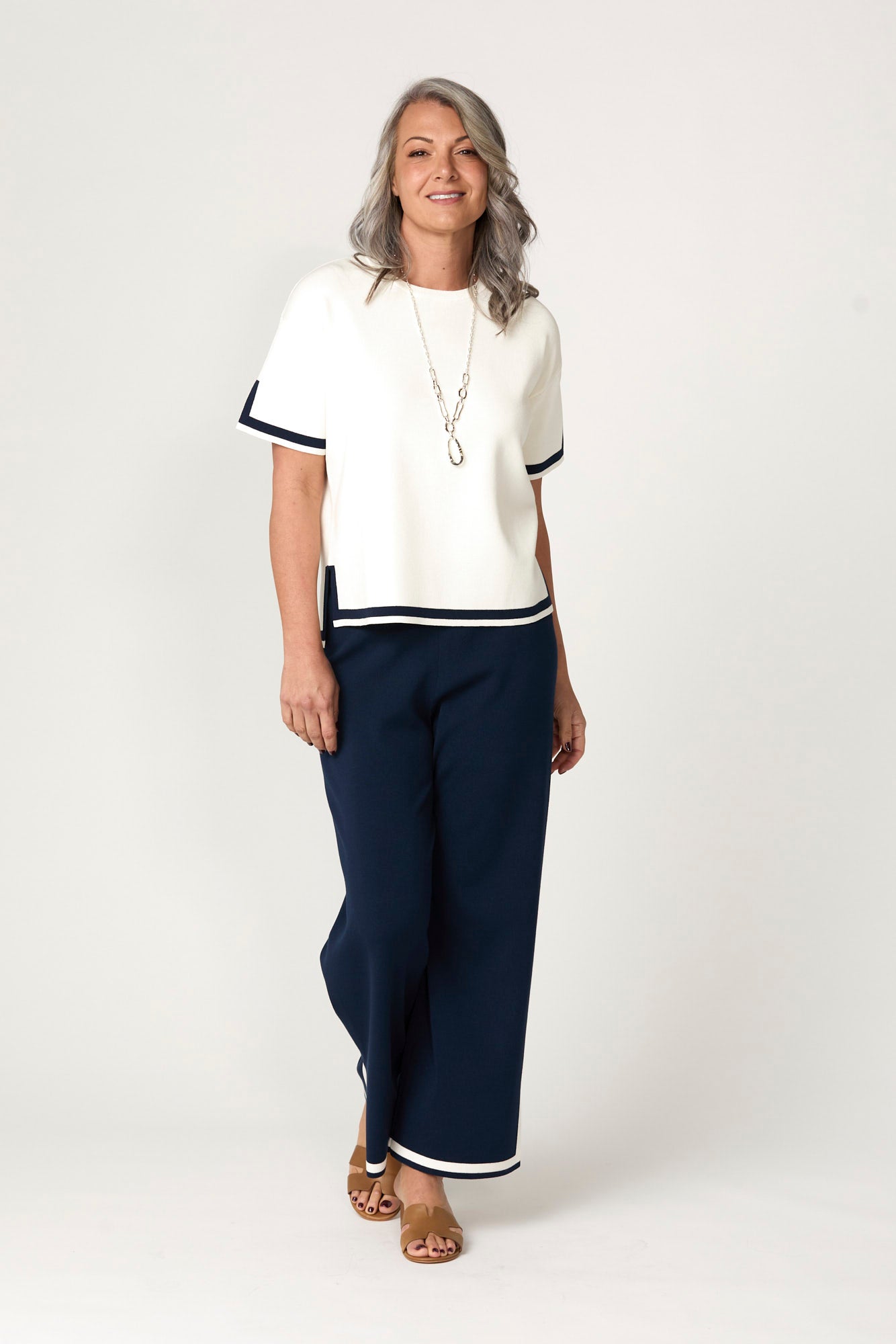 Otis Contrast Trim Short Sleeve Knit Top