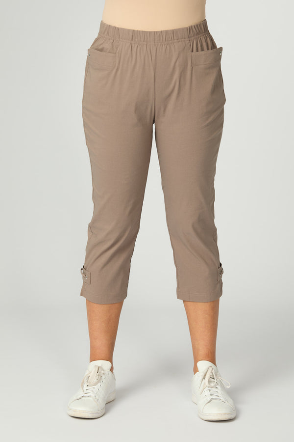 Vibe Stretch Eyelet Crop Pant