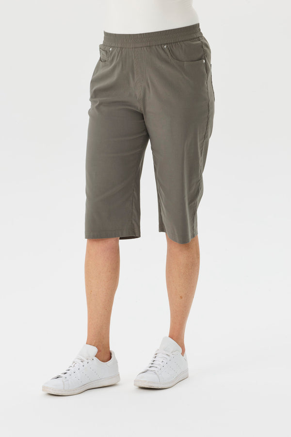 Vibe Stretch Pull On Long Short
