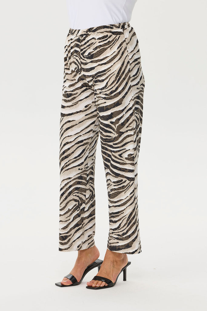 Zellia Wide Leg Pull On Pant