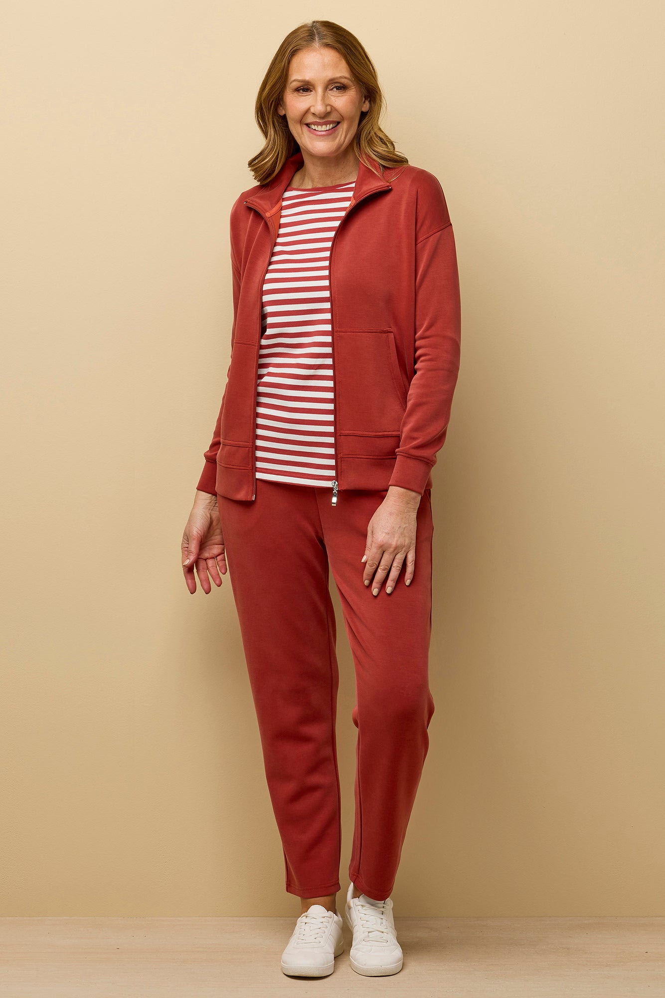 Zen Pull On Slim Leg Pant