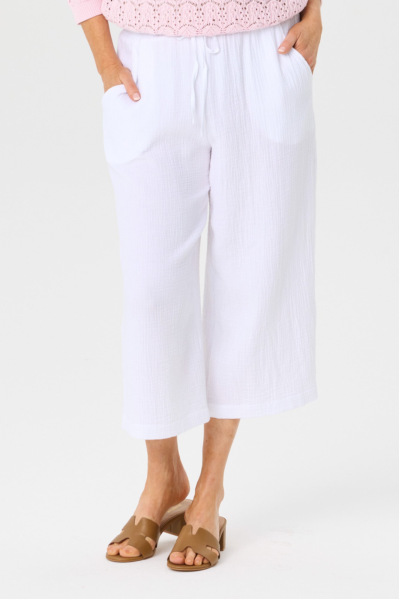 BUBBLE CROP WIDE LEG PANT