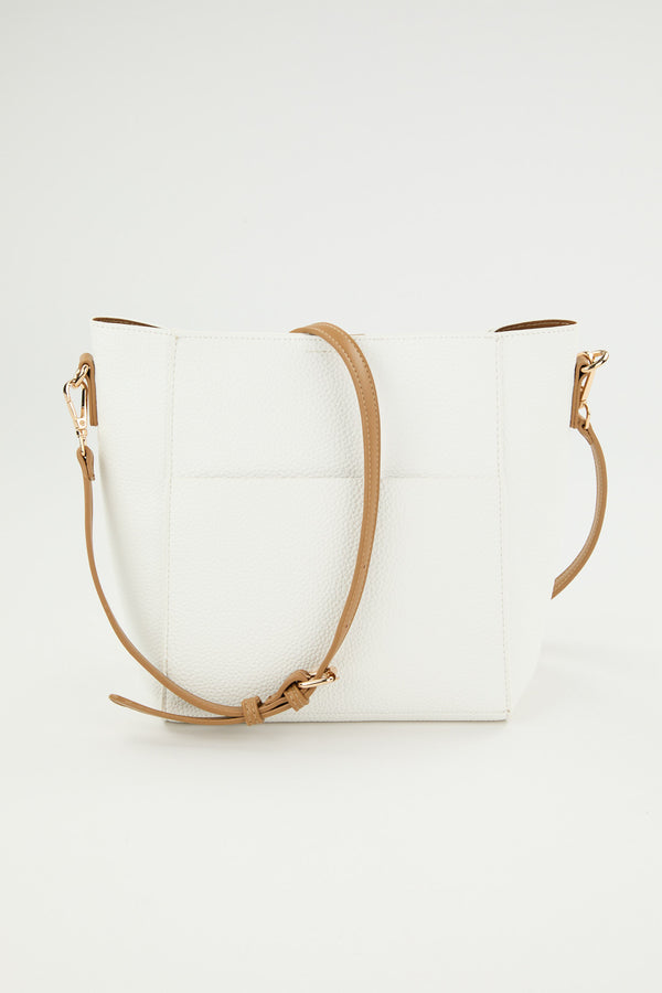 REMI BUCKET BAG