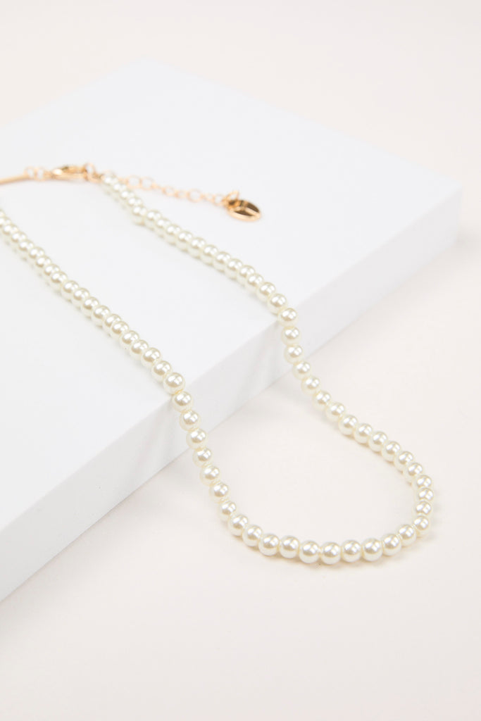 TARAZZO PEARL NECKLACE