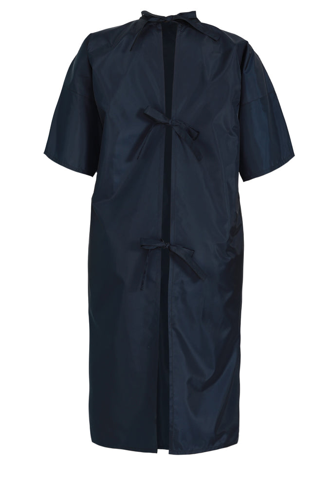 Water Resistant Short Sleeve Gown