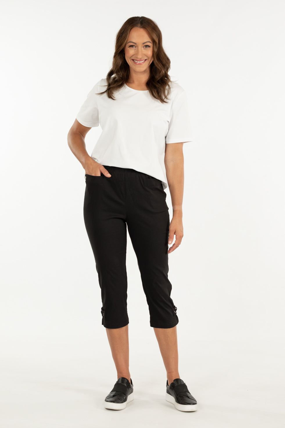VIBE STRETCH EYELET CROP PANT