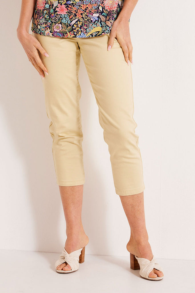 Sandy Stretch 7/8 Pull On Jean
