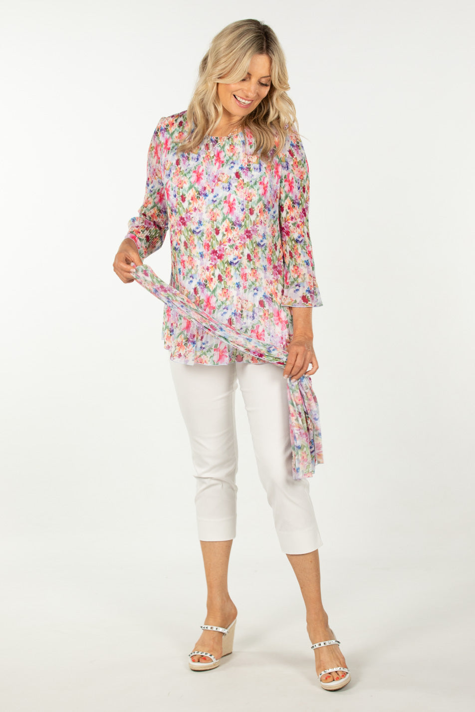 AMELIA FLORAL PLISSE TOP