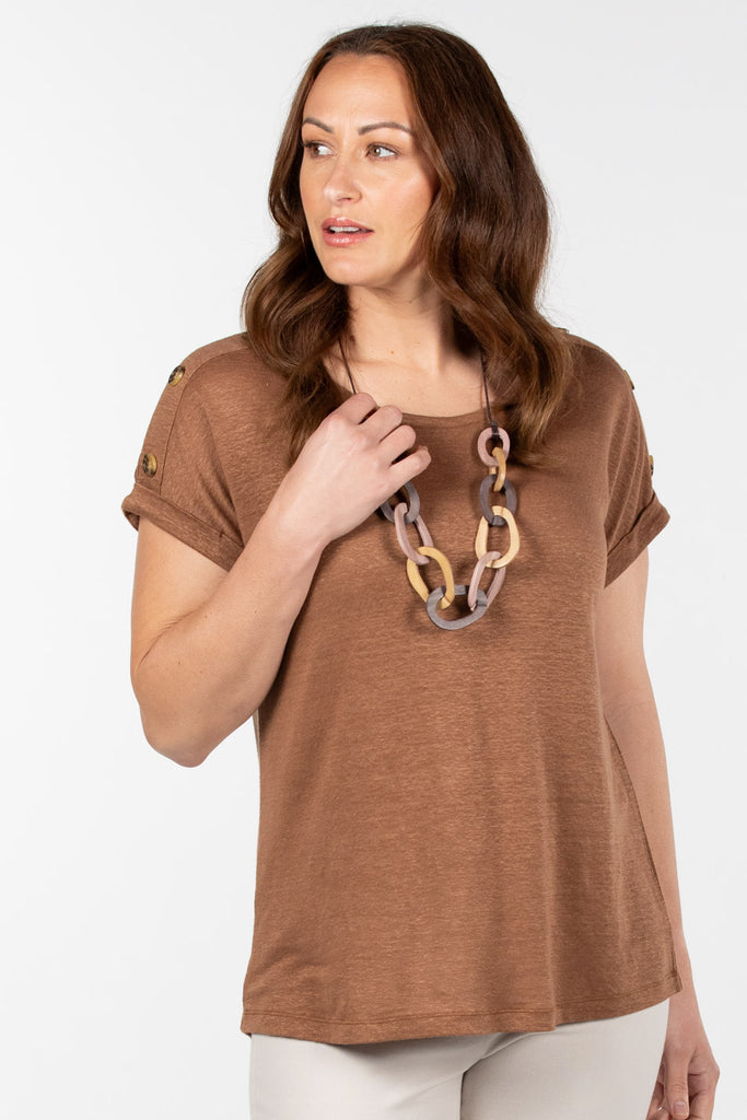 LIA LUXTON S/SLV BUTTON DETAIL TOP